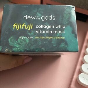 FijiFuji Collagen Whip Vitamin Mask - Green